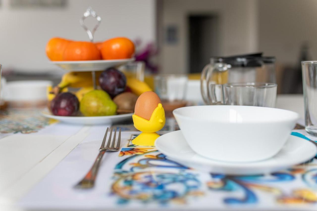 Sliema, Villa Savoia Luxury Apartment For 5 Guests Gzira ภายนอก รูปภาพ