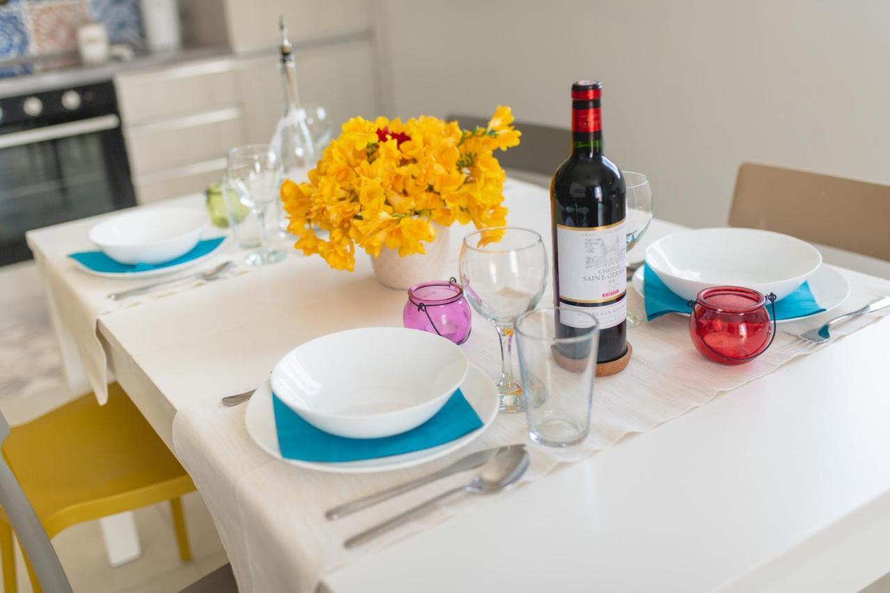 Sliema, Villa Savoia Luxury Apartment For 5 Guests Gzira ภายนอก รูปภาพ