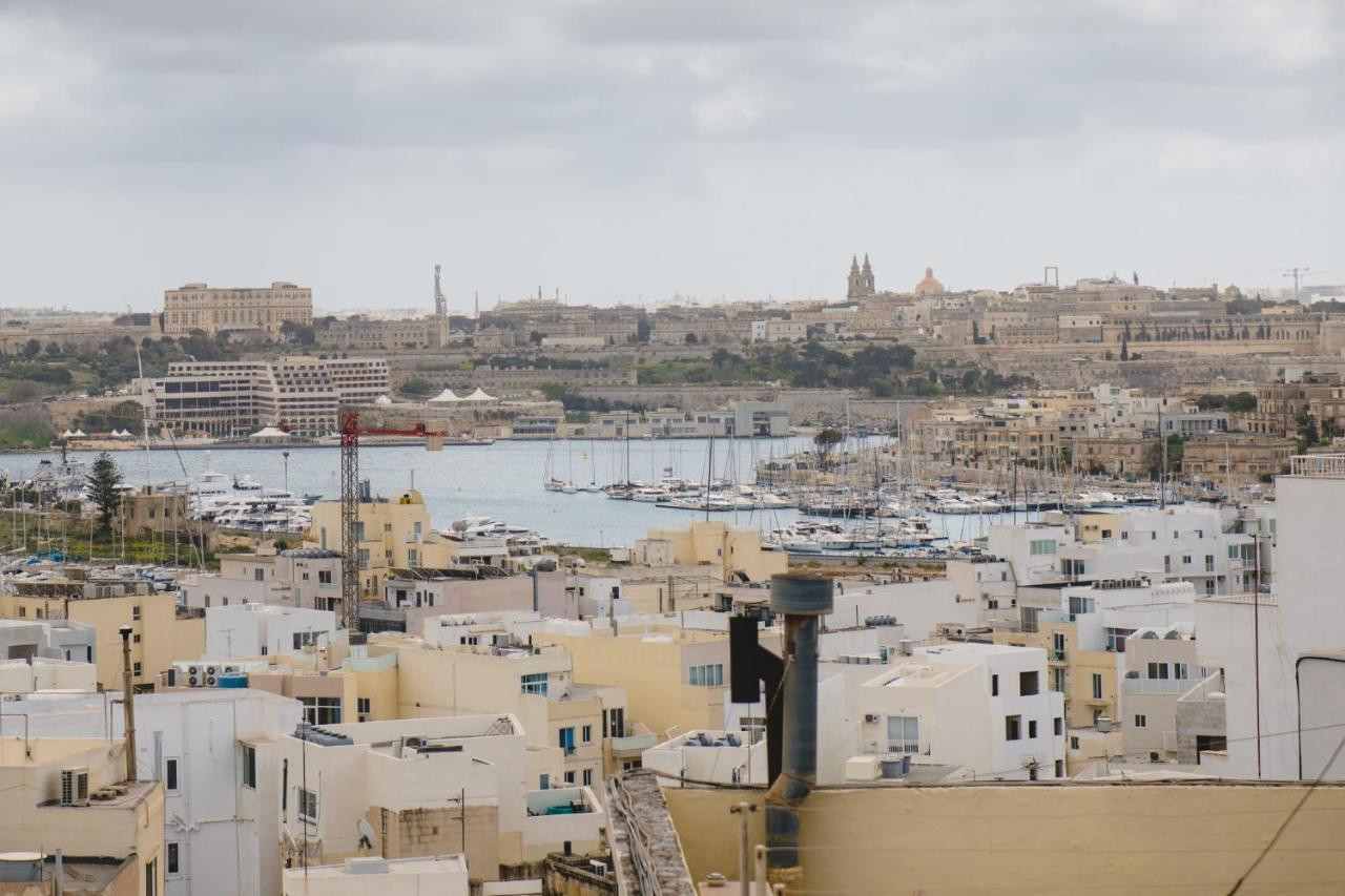 Sliema, Villa Savoia Luxury Apartment For 5 Guests Gzira ภายนอก รูปภาพ