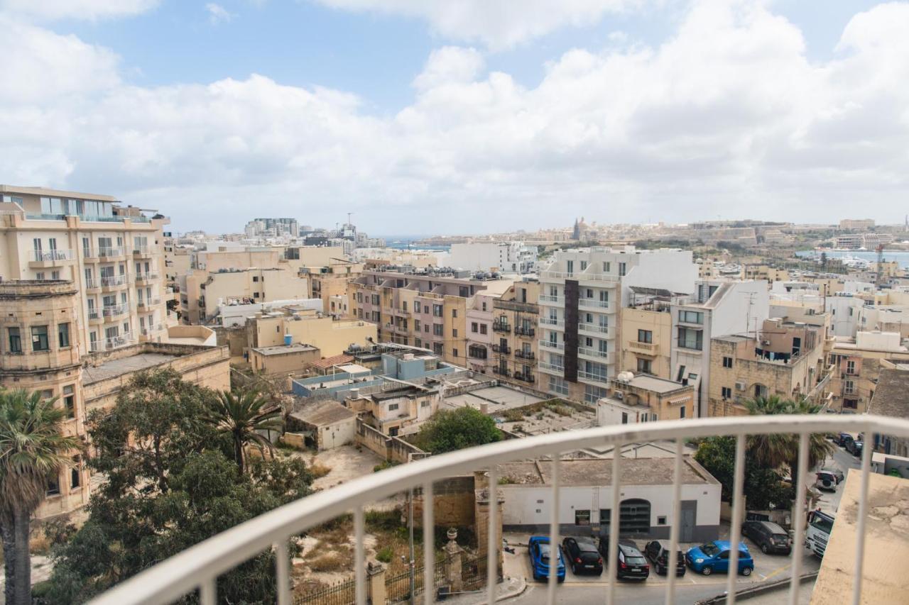 Sliema, Villa Savoia Luxury Apartment For 5 Guests Gzira ภายนอก รูปภาพ